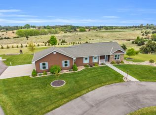 6245 53rd Ave, Kearney, NE 68845