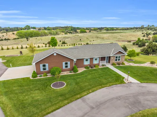 6245 53rd Ave, Kearney, NE 68845