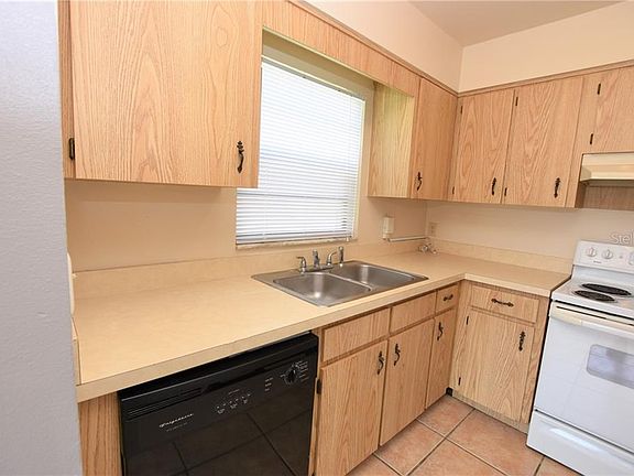 3rd image of 167 Shannon Dr