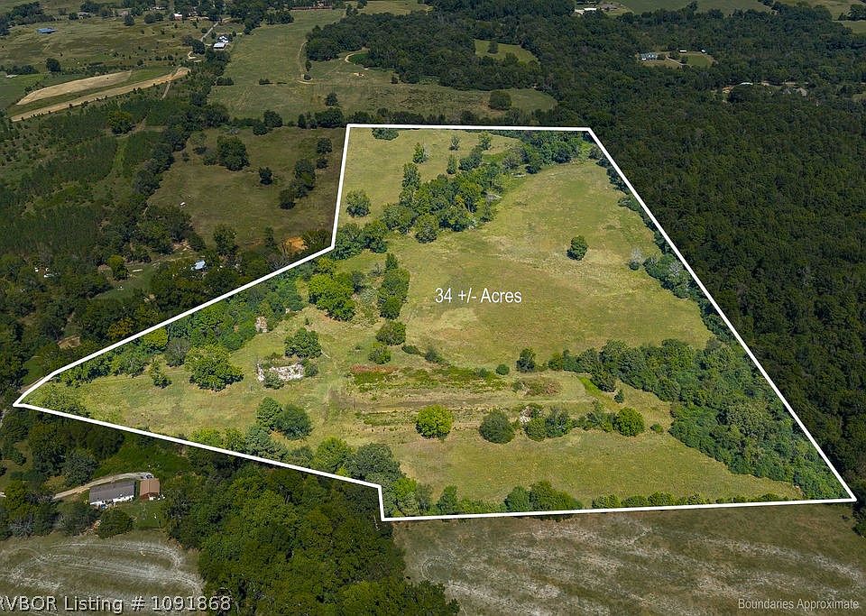 1st image of 3828 Edwards Rd