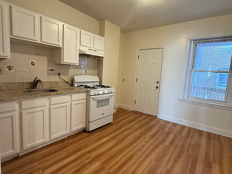 37 Neponset Ave #2 — Photo 5