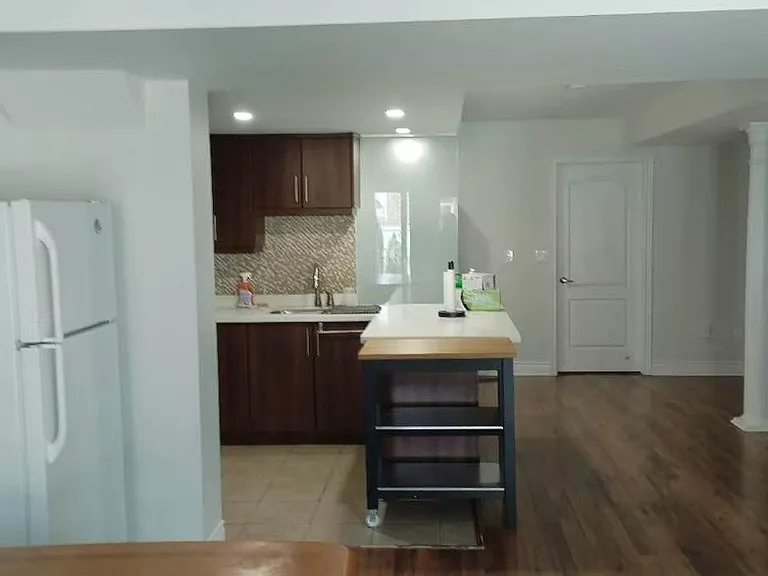 1334 Kestell Blvd #BSMNT — Photo 3