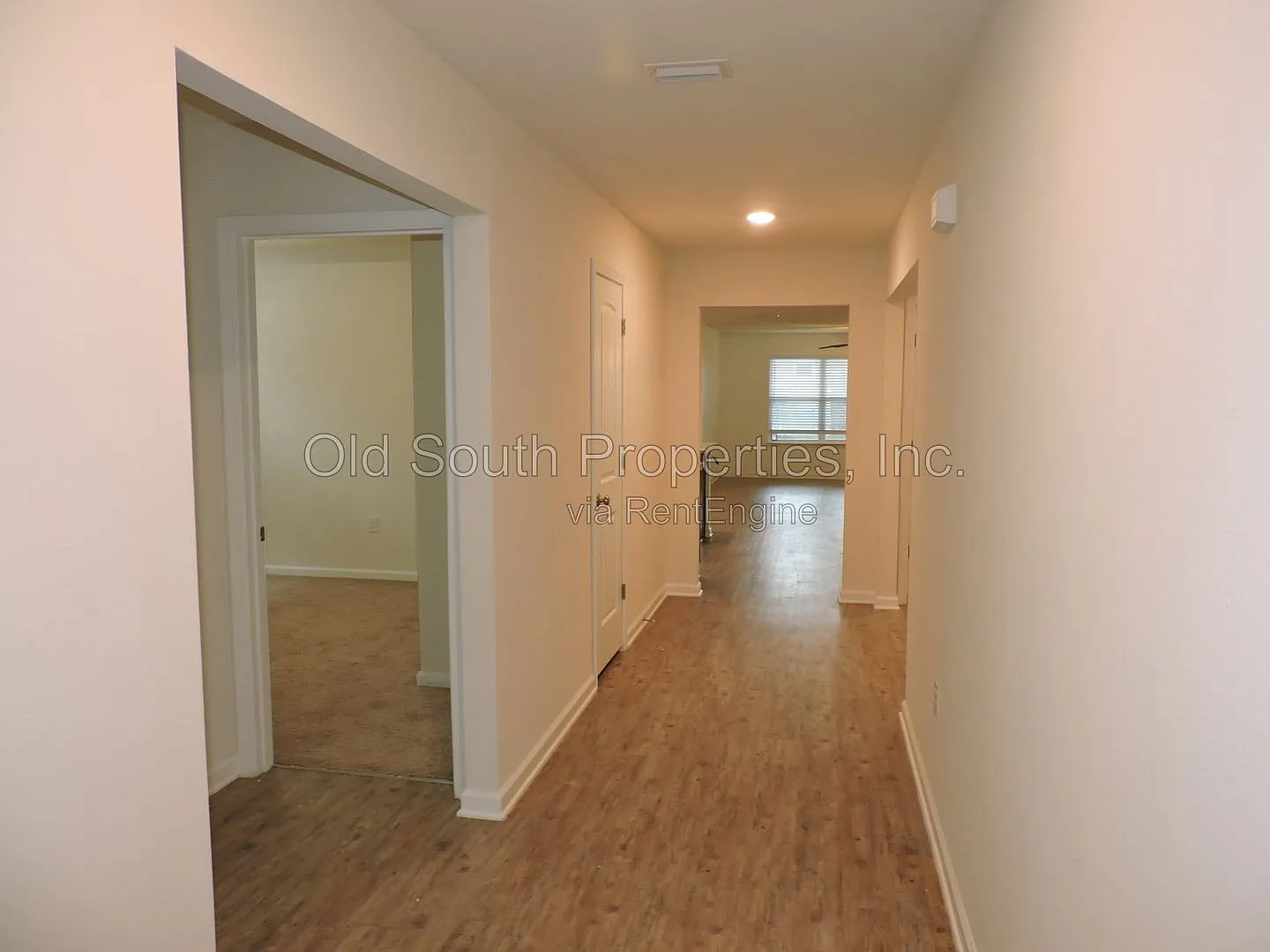 4 bed, 2.0 bath, 1827 sqft, $1,995 — Photo 2