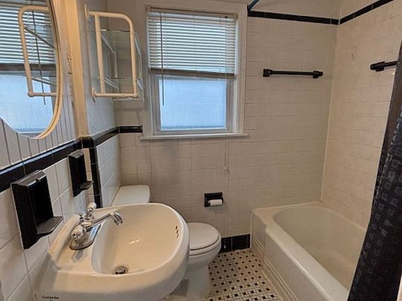 5th image of 2331-2333 Niskayuna Dr #2333-11
