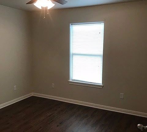 4th image of 228 Karem Cir APT C