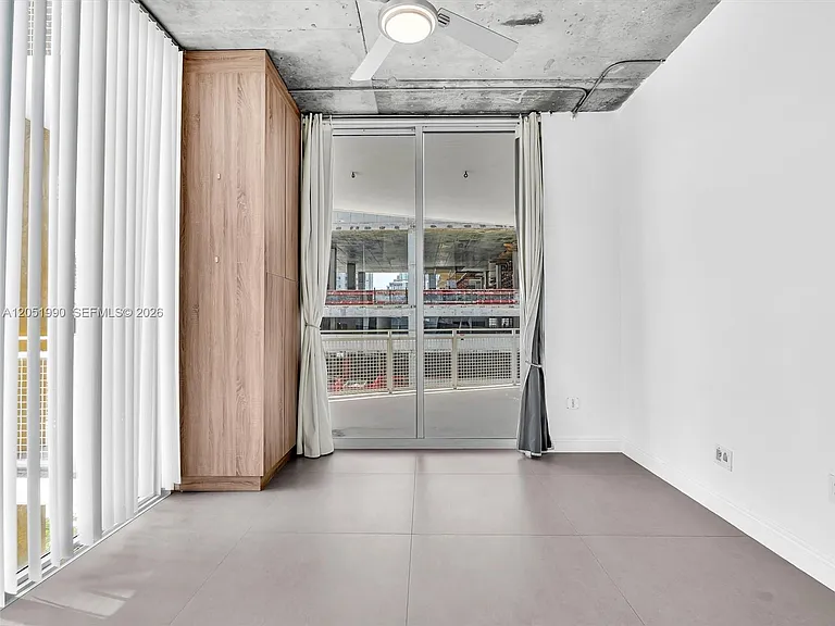 444 NE 30th St #608 — Photo 43