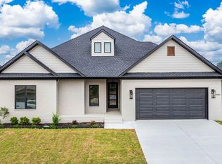 1445 Ronnie Weaver Dr, Conway, AR 72034