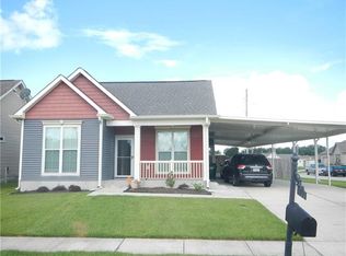5200 Starkville Dr, Marrero, LA 70072