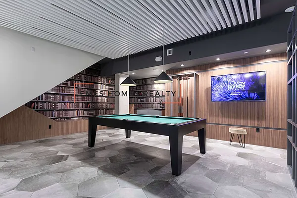 Rented by Emes Homes Realty LLC | media 32