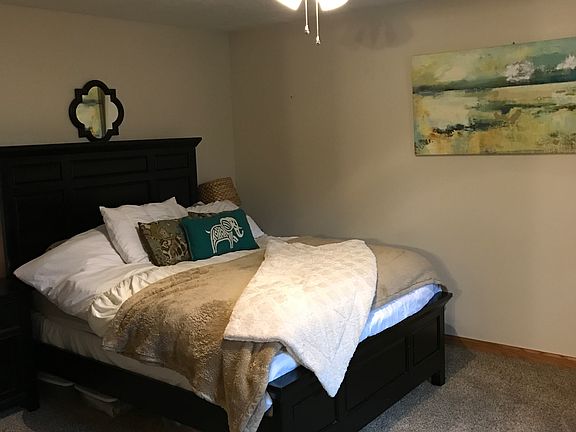 master bedroom/large