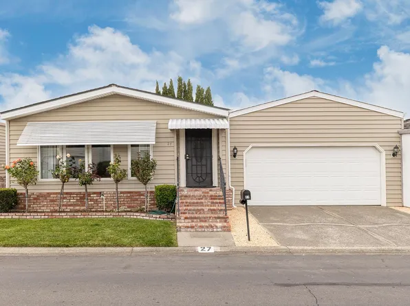 27 Falcon Crest Circle, Napa, CA 94558