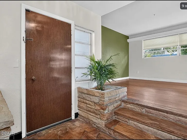 1476 N Peninsula Dr — Photo 3