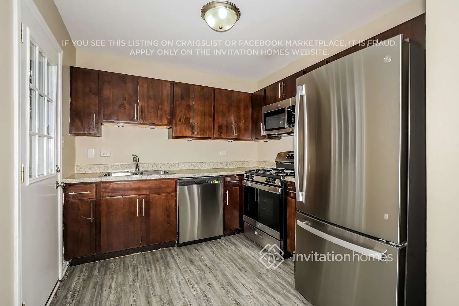1381 Alberta Ct Glendale Heights, IL 60139 — Photo 4