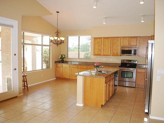 2nd image of 4703 E Williams Dr