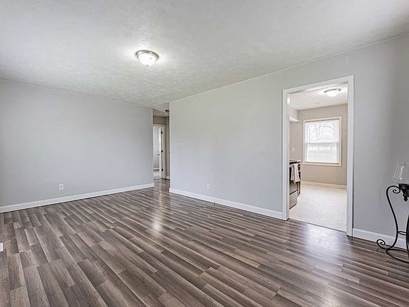 4th image of 821 N Kelsey Ave
