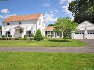 204 Trout Brook Dr, West Hartford, CT 06110