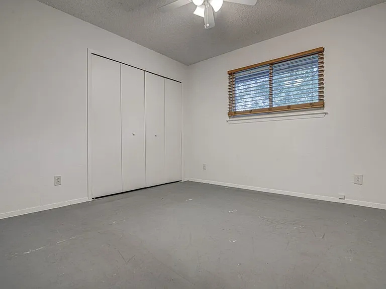 6012 Wagon Bnd — Photo 10