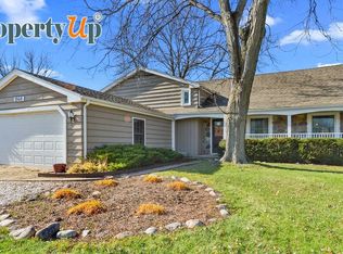 1146 Blackhawk Ct, Schaumburg, IL 60193