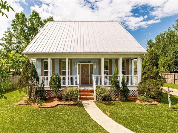 703 Covington Point Dr, Covington, LA 70433