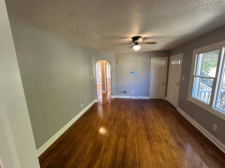 2521 Chatham St NW — Photo 31