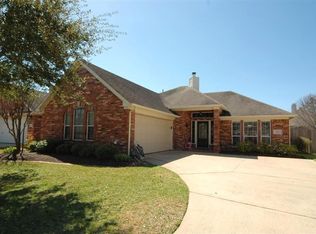 3114 Edgewood Dr, Pearland, TX 77584