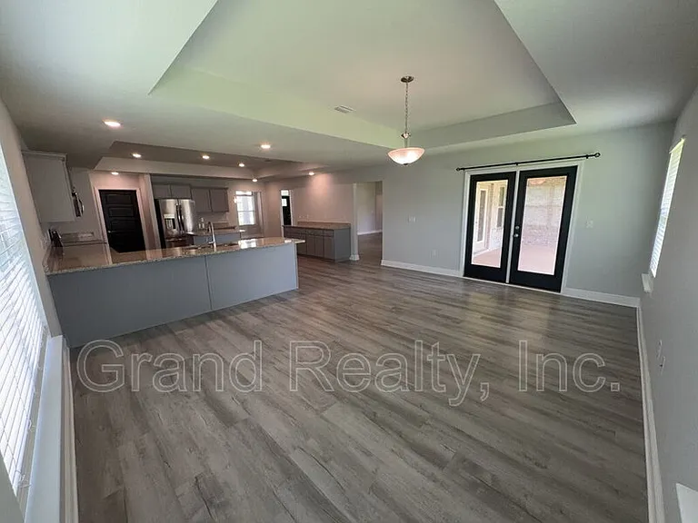 6264 Pineapple Dr — Photo 13