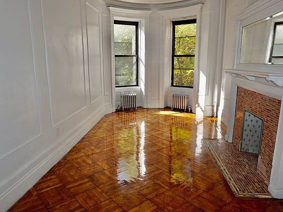 4th image of 133 W 118th St
