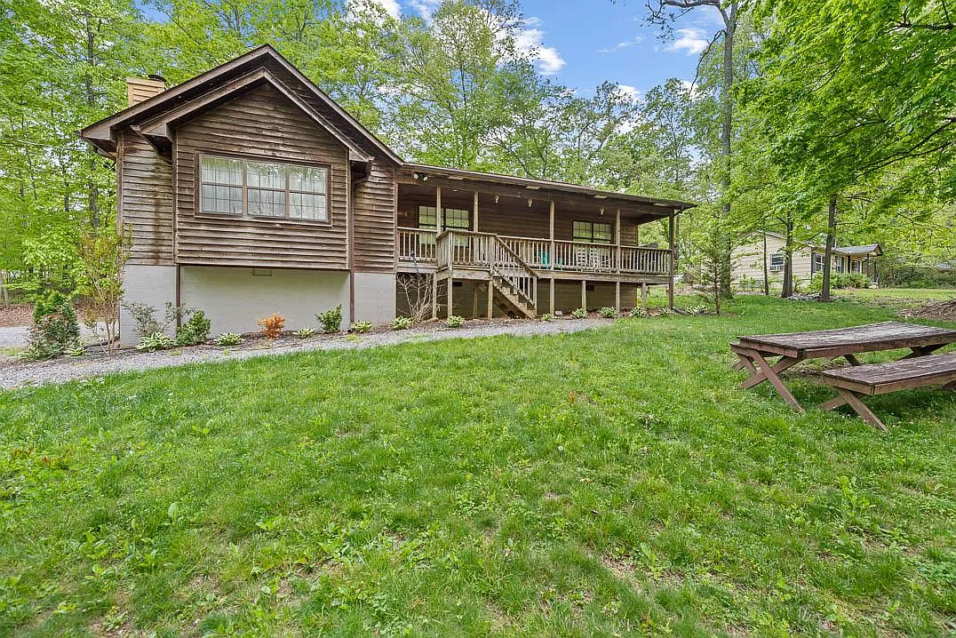 3 bed, 1500 sqft, $2,000 — Photo 1