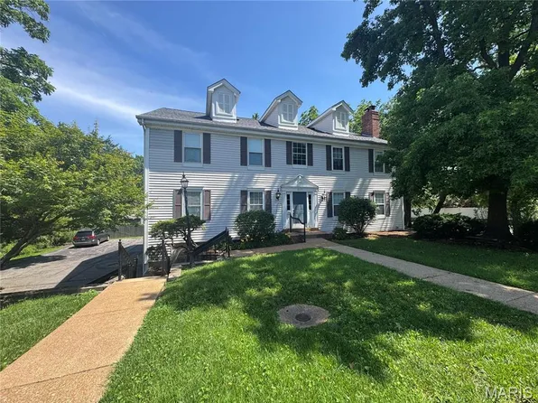 809 N Hanley Rd APT C, Saint Louis, MO 63130