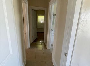 925 W Chambers St, Milwaukee, WI 53206