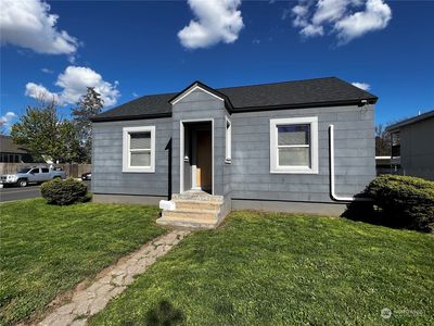 236 N College Ave, College Place, WA, 99324