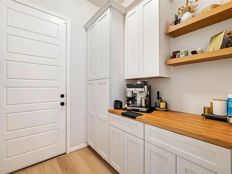 8204 Orizzonte St — Photo 26