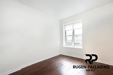 Rented by R New York