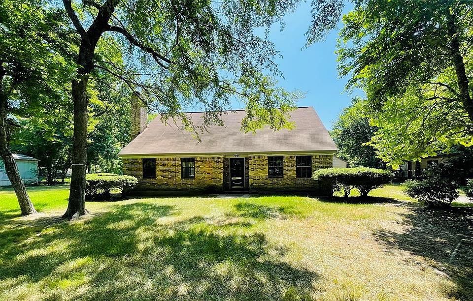 1st image of 9871 Lazy Oaks Dr