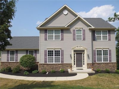 4488 Cumorah Ave, Center Valley, PA, 18034