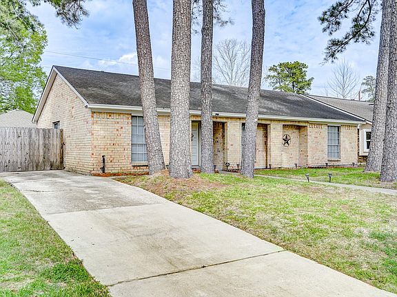3rd image of 2507 Whispering Springs Dr