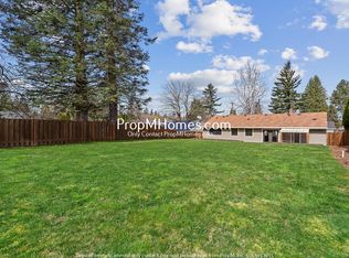 21856 SE Ash St, Gresham, OR