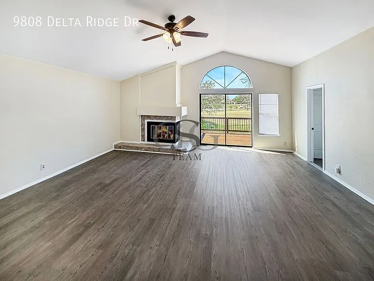 9808 Delta Ridge Dr — Photo 11