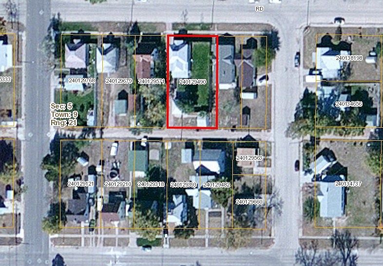 2nd image of 608 E 7th St
