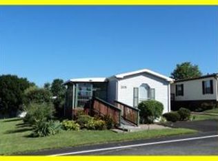 205 Fawn Meadow Xing, Lancaster, PA