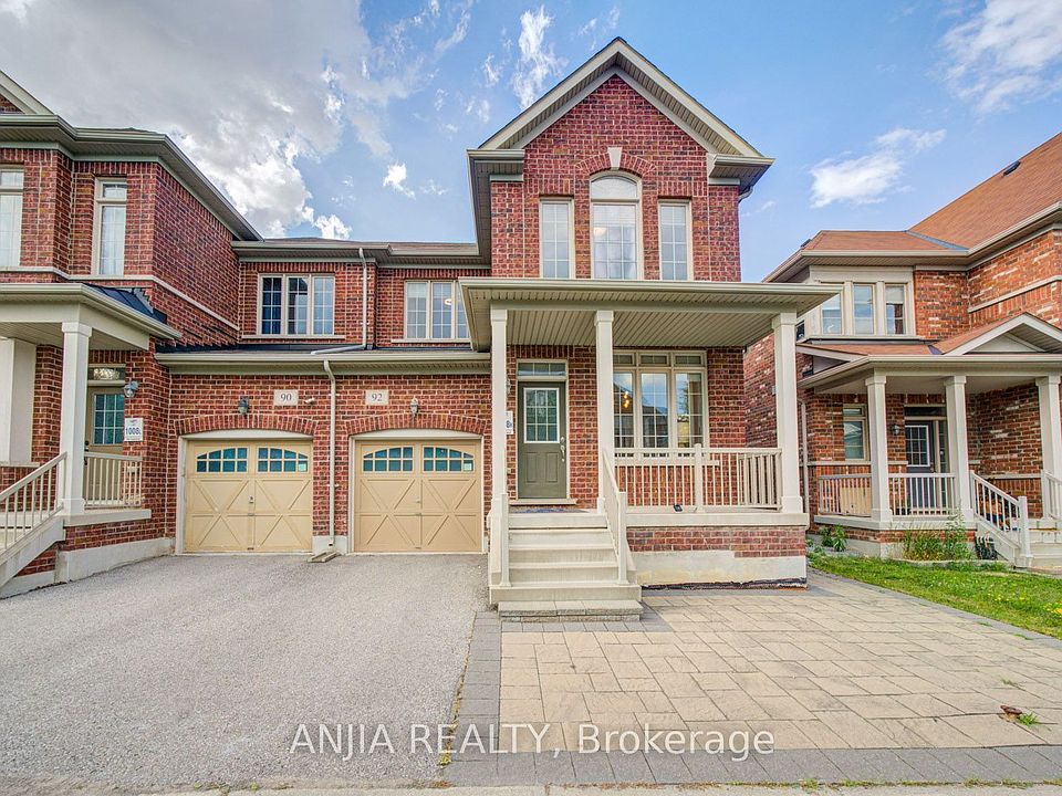 1st image of 92 Carolina Rose Cres