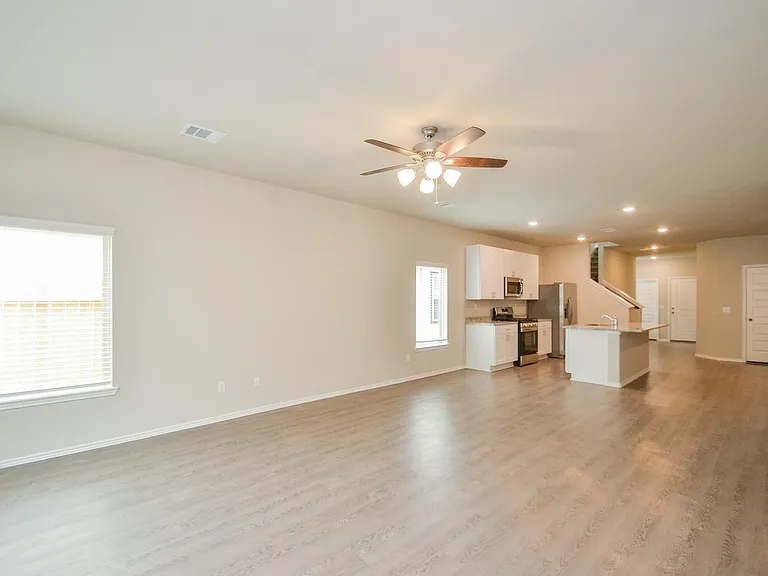 25513 Blossom Ct — Photo 8