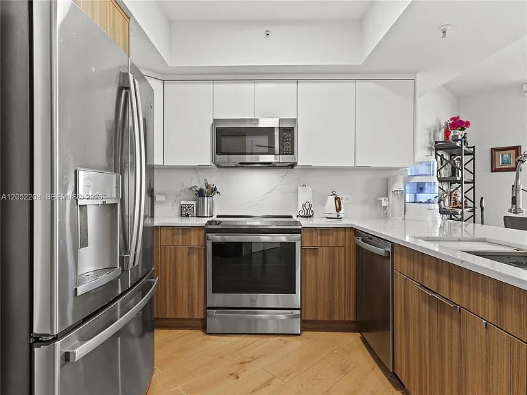 2301 SW 27th Ave #1501 — Photo 2