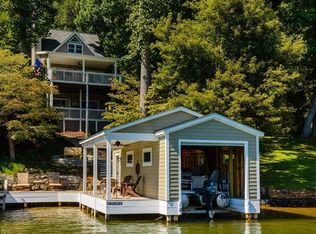 217 N Shore Dr, Lake Lure, NC 28746