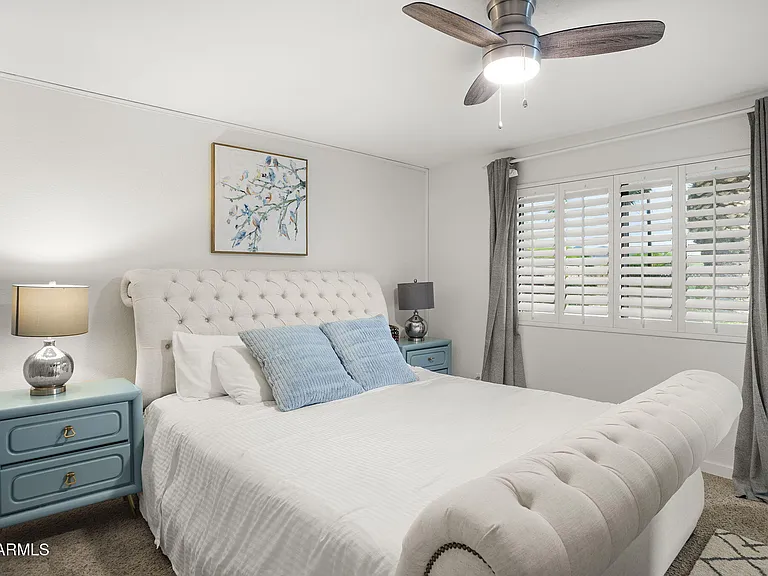 3141 E Sierra St — Photo 20