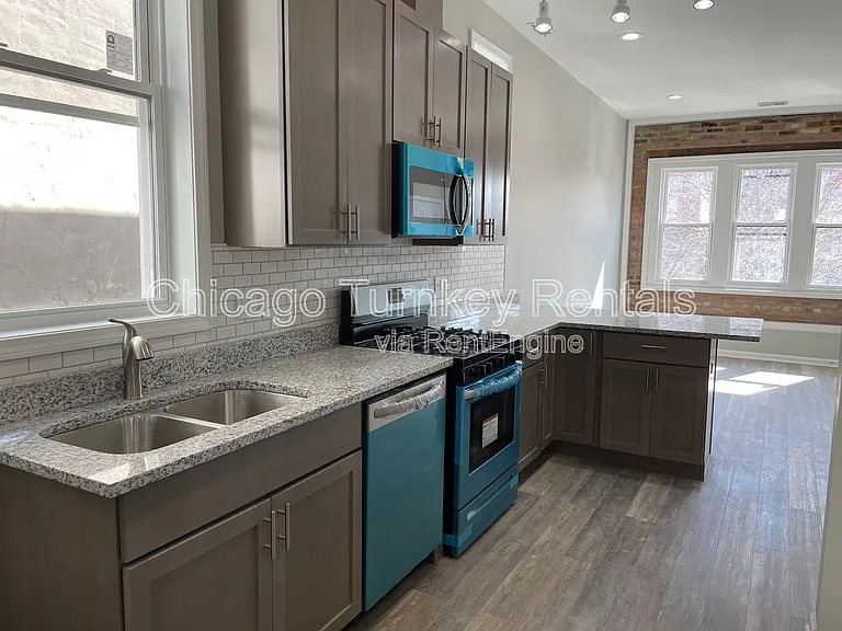2822 W 25th St #2F — Photo 9