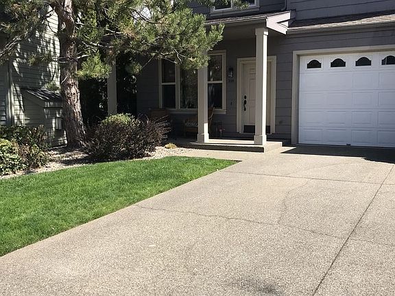 2nd image of 230 Jackson Creek Dr