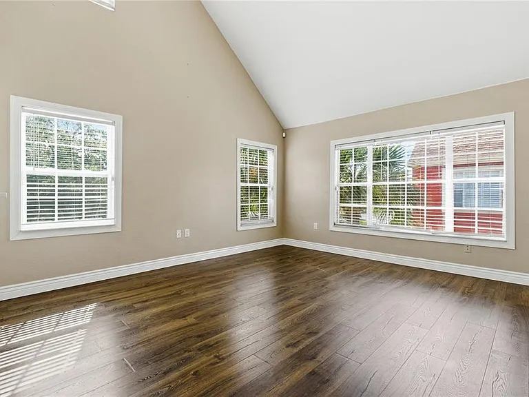 9646 Lake Chase Island Way #9646 — Photo 7