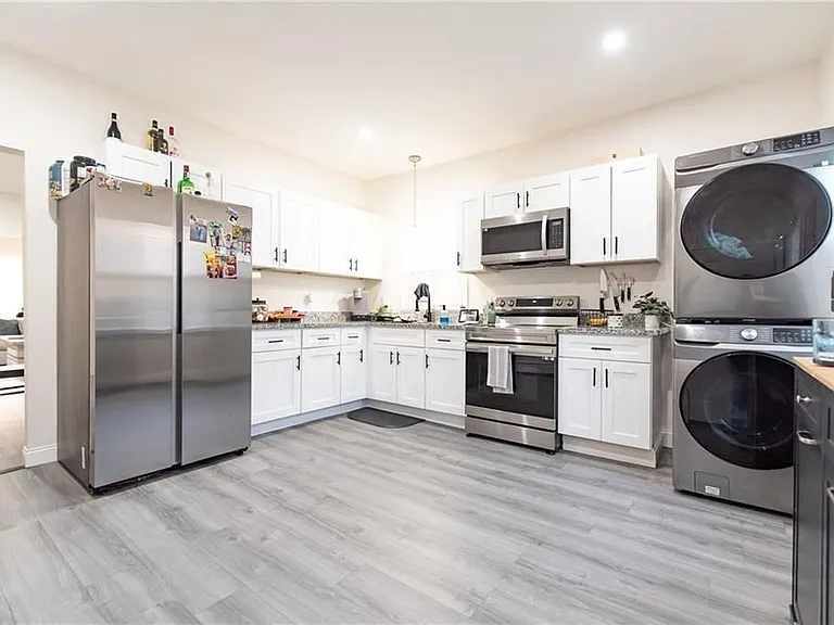 49 Hollis St #1 — Photo 7