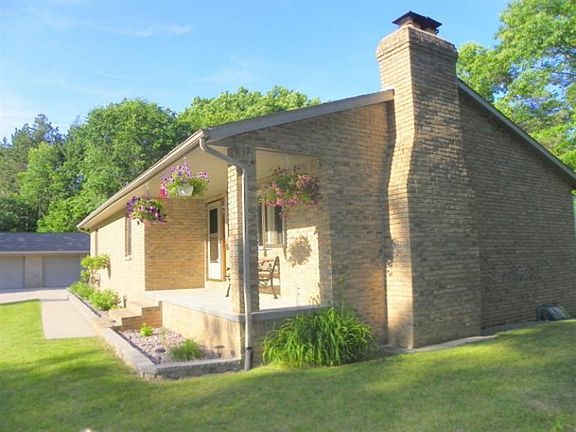 3rd image of 16170 Bass Lake Ave